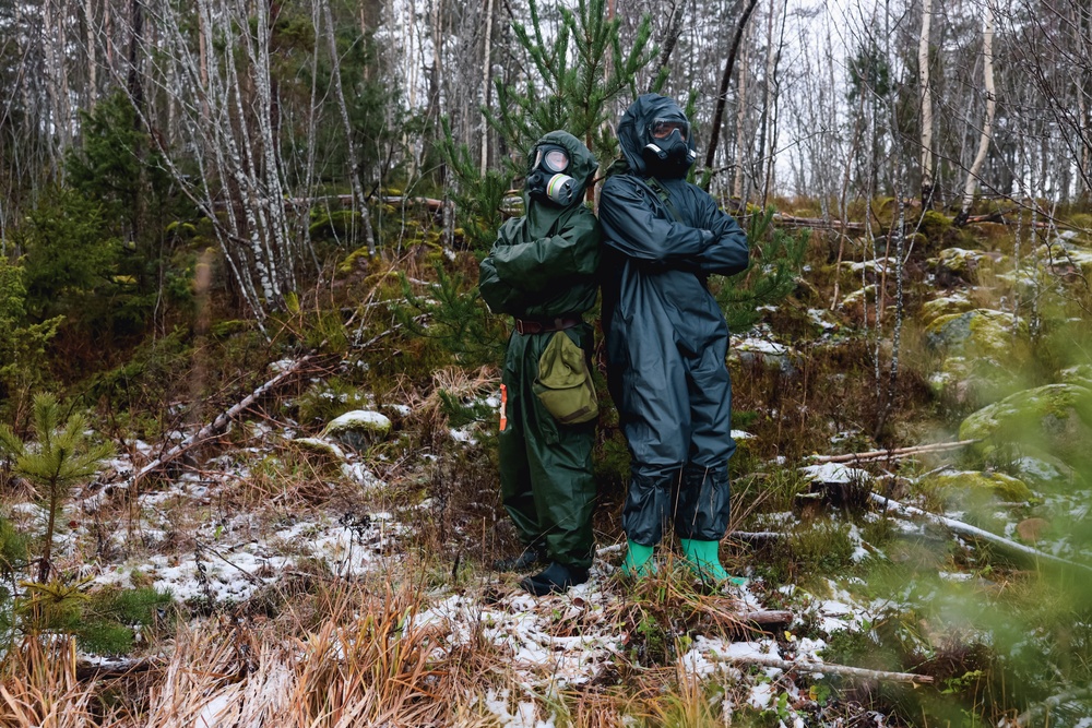 Combat Logistics Battalion 6 and Finnish Coastal Brigade Conduct a EOD and CBRN Exercise