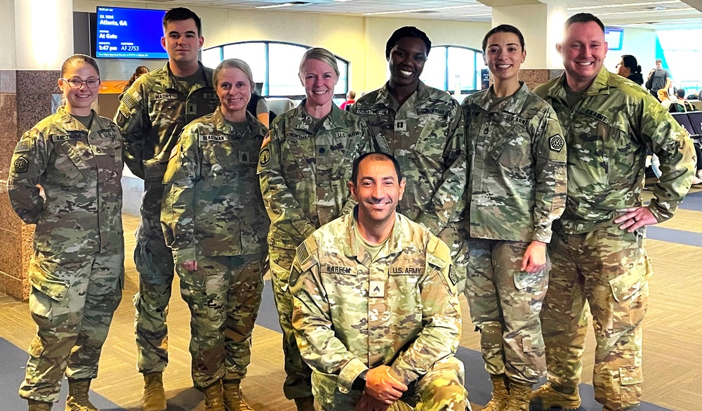 Illinois Army National Guard's 633rd Theater Gateway Personnel Accountability Team Returns from Deployment