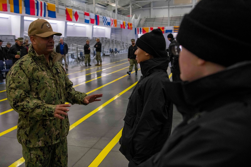 Recruit Training Command (RTC) Holds Adpot-A-Sailor on Thanksgiving