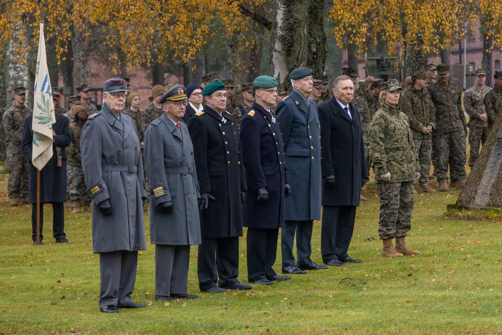 Combat Logistics  Battalion 6 Participates In Swedish Heritage Parade on Nylands Brigade