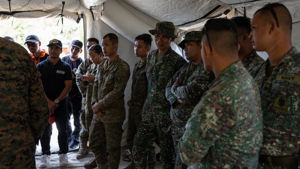 KAMANDAG 7| 3d Med Bn Hosts Bilateral Medical Training