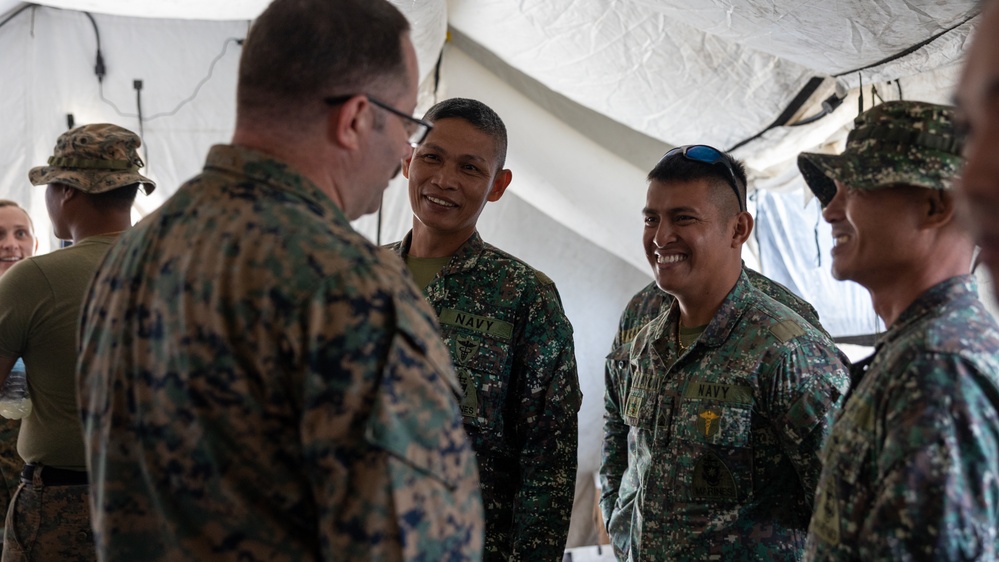 KAMANDAG 7| 3d Med Bn Hosts Bilateral Medical Training