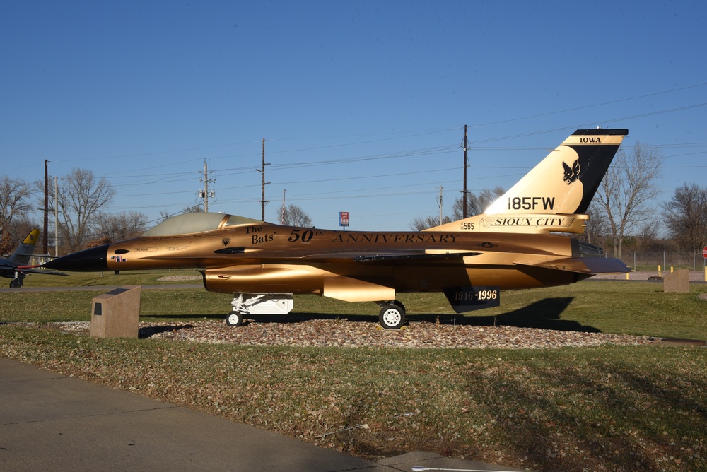 F-16 Fighting Falcon