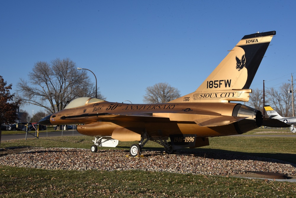 F-16 Fighting Falcon