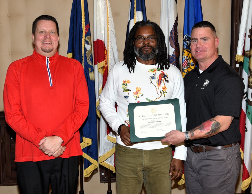 Fort Hamilton Honors Outstanding Employees for 3rd Quarter