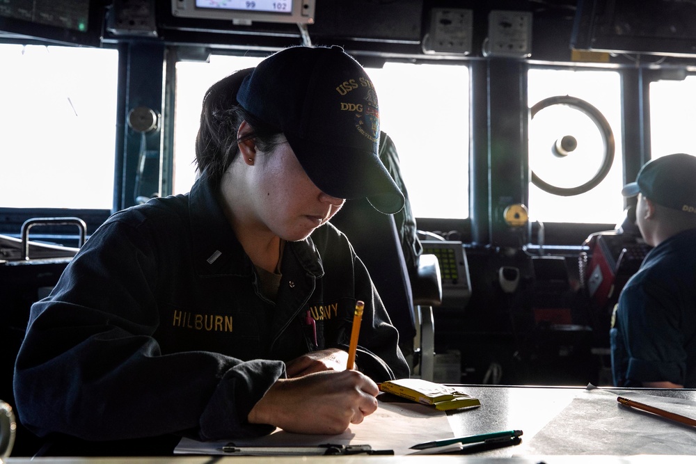 USS Sterett Bridge Watch