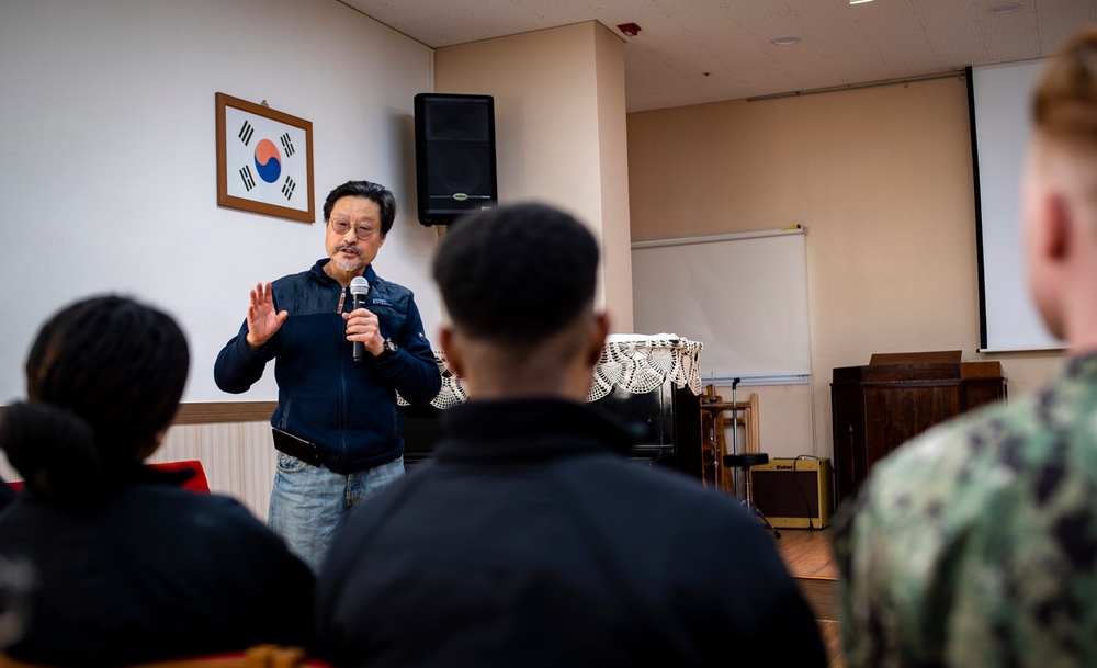 USS Carl Vinson (CVN 70) Sailors Participate in a Community Relations Visit