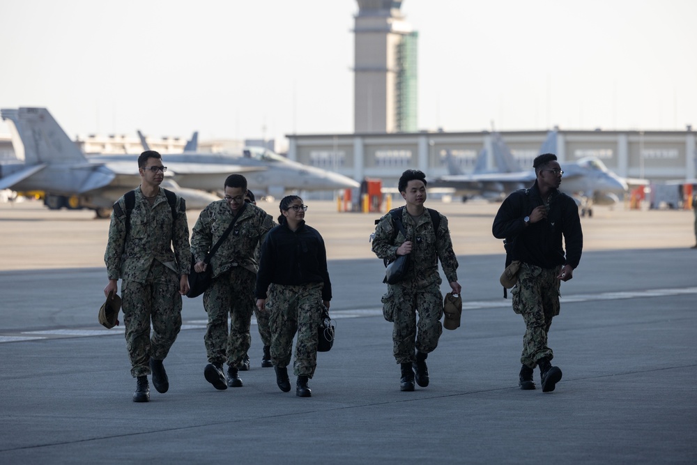 Welcome Home: Sailors with CVW-5 Return to Marine Corps Air Station Iwakuni