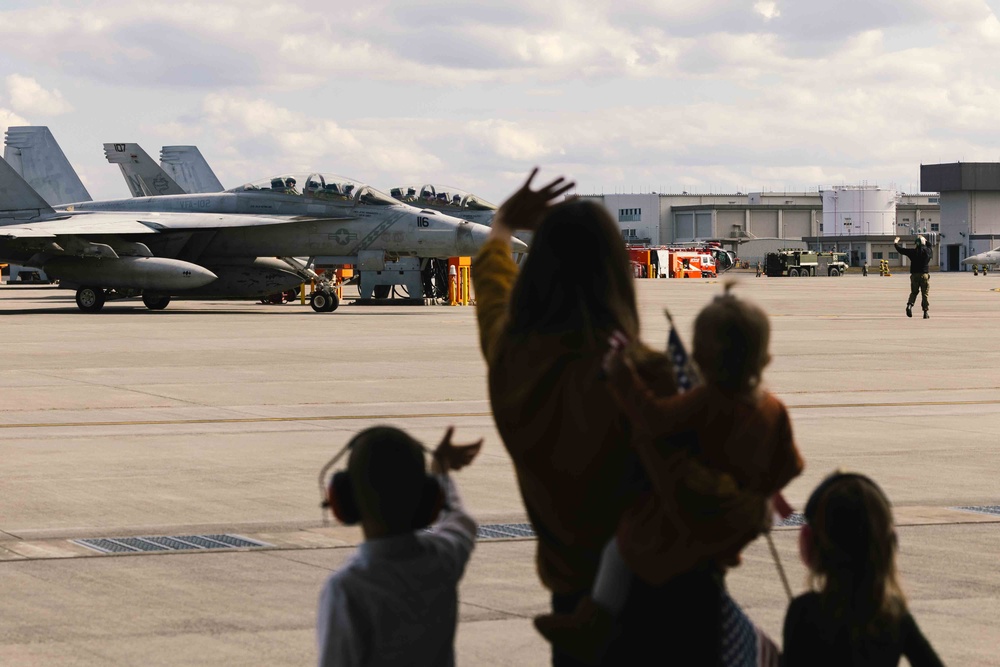 Home at Last: Pilots with CVW-5 return to Marine Corps Air Station Iwakuni