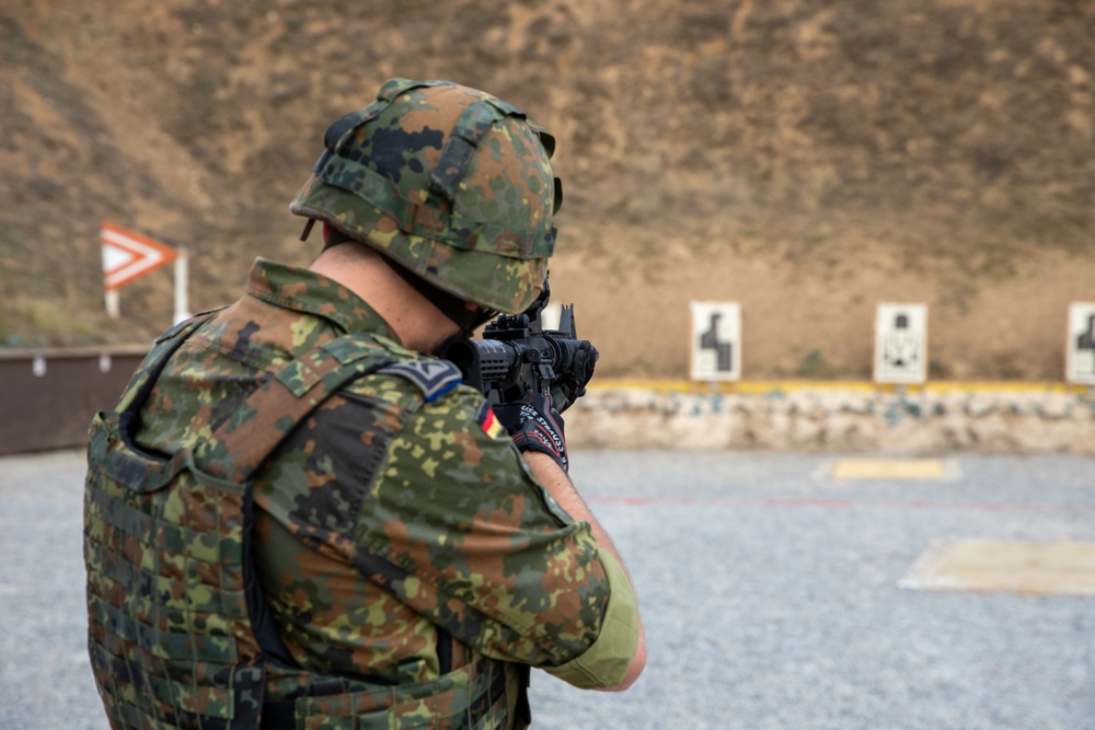 German soldiers qualify on US Army range