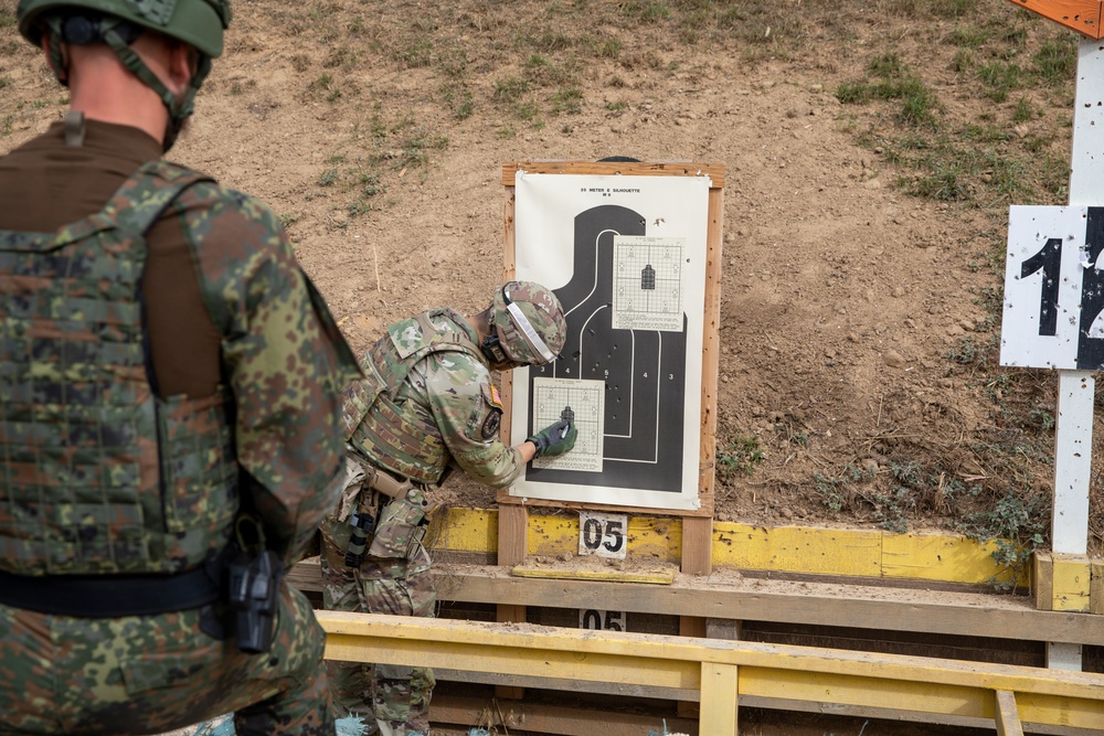 German soldiers qualify on US Army range