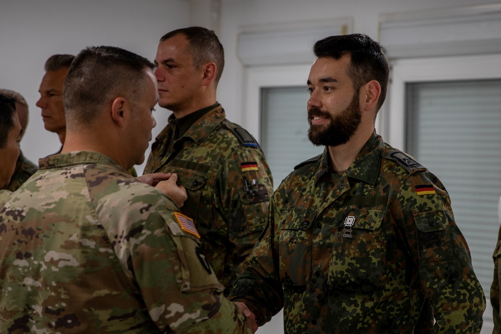 DVIDS - Images - German soldiers receive US Army Marksmanship badges ...