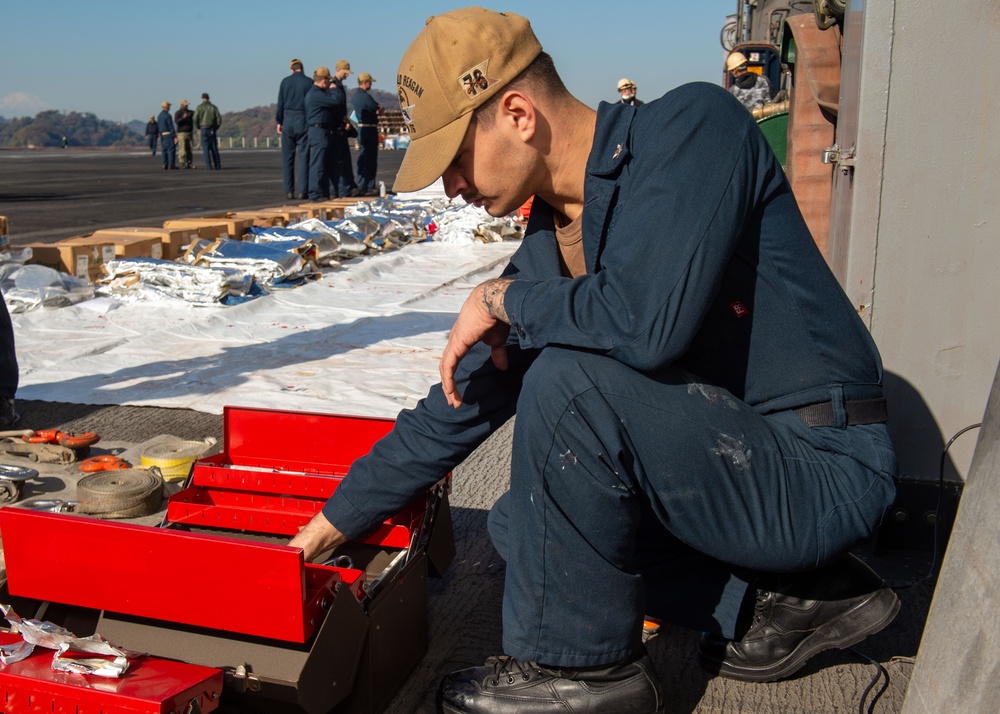 USS Ronald Reagan (CVN 76) Sailors prepare for crash gear inspection