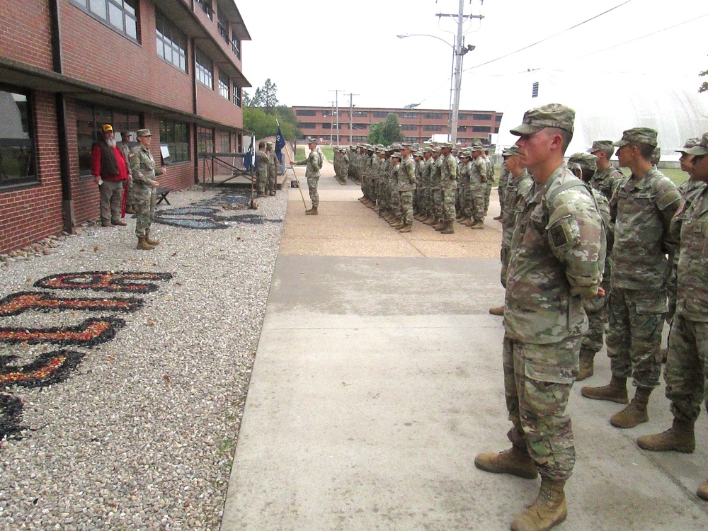 5 Units at Fort Leonard Wood Blood Donor Center Earn 100-Donor Club Membership in 35-Day Span