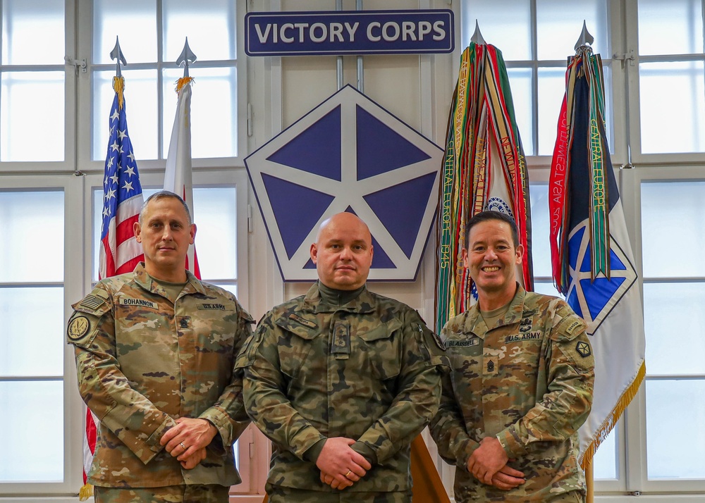 Polish Land Forces 2nd Corps Command Sgt. Maj. Visits U.S. Army V Corps Forward