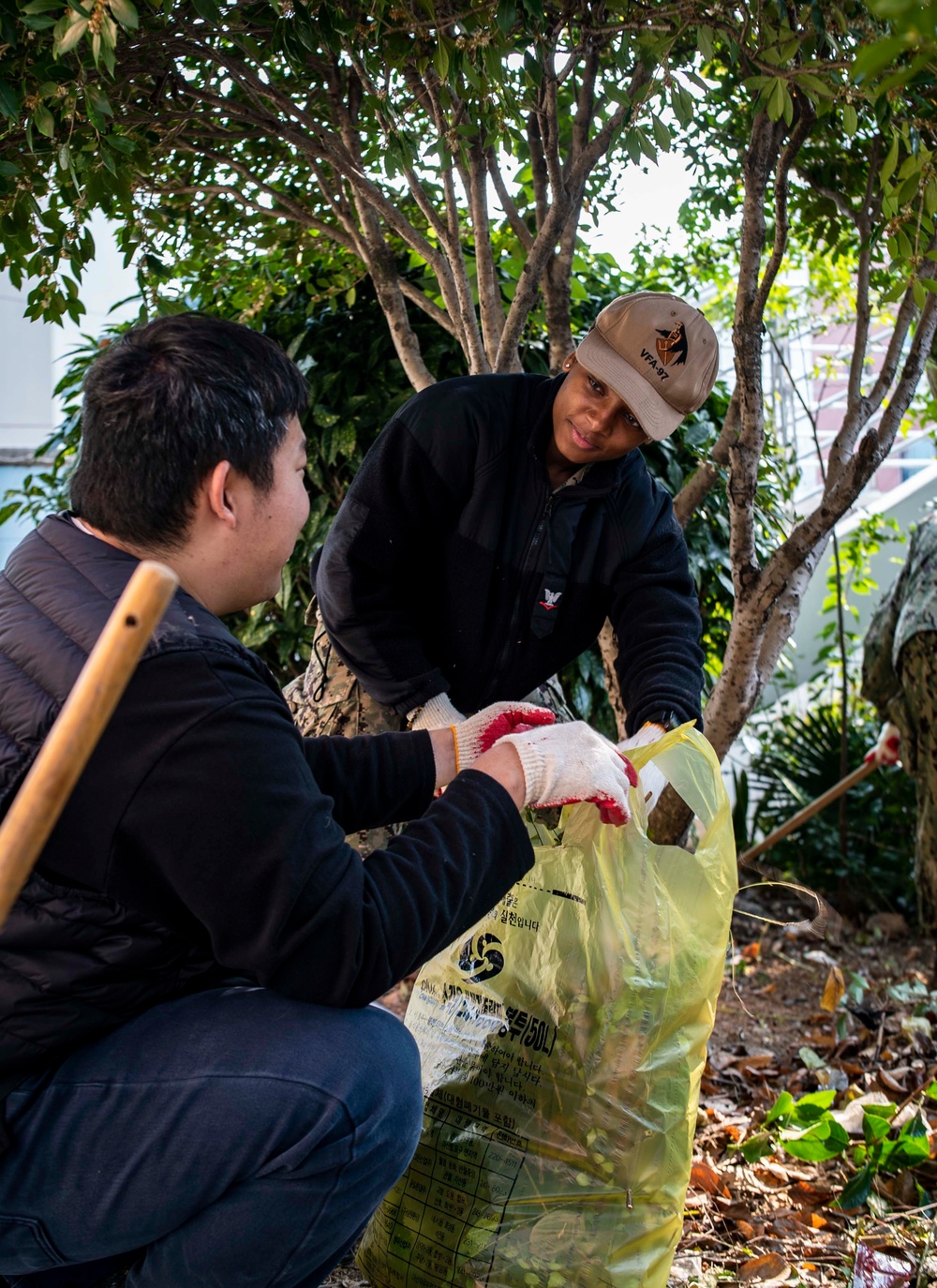 USS Carl Vinson (CVN 70) Sailors Participate in a Community Relations Visit