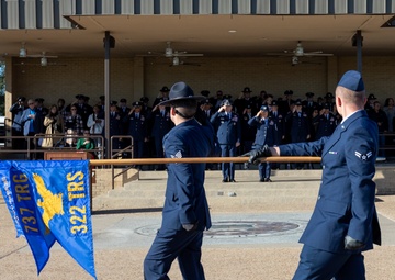 CSAF and CMSAF inspire and engage at Gateway wing before Thanksgiving