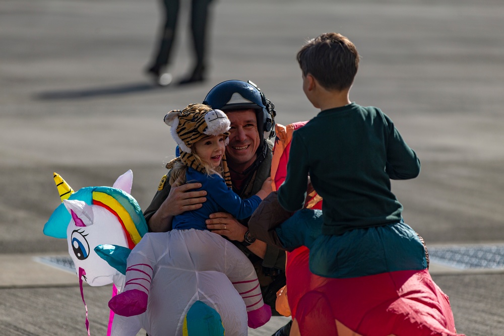 Home at Last: Pilots with CVW-5 return to Marine Corps Air Station Iwakuni