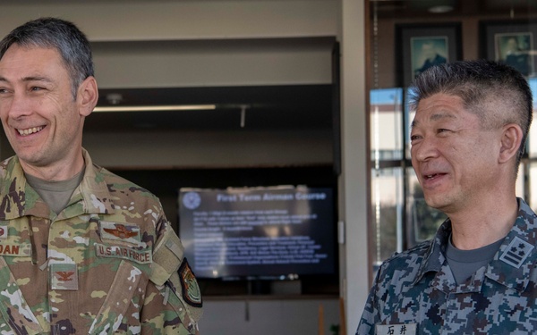 374th AW, JASDF welcome members of the TDA