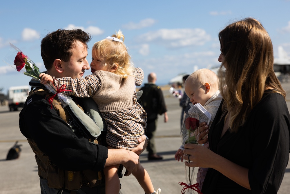 Home at Last: Pilots with CVW-5 return to Marine Corps Air Station Iwakuni