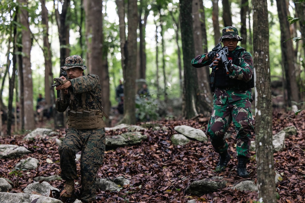 KERIS MAREX 23: Ambush Patrol Training