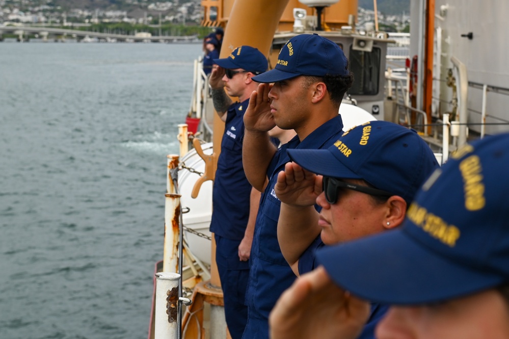 Coast Guard Cutter Polar Star (WAGB-10) crew renders honors to the USS Arizona