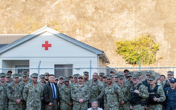 Mr. Arai's Award Ceremony