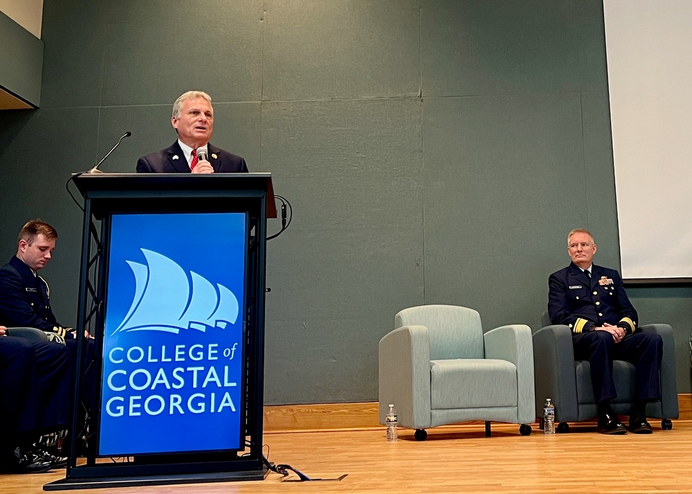 Coast Guard presents maritime partners with awards for Golden Ray response