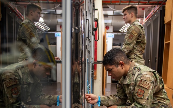 Pinging the Pilots: 52 OSS RAWS keeps comms with aircraft online