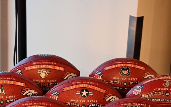 Broncos Honors Military