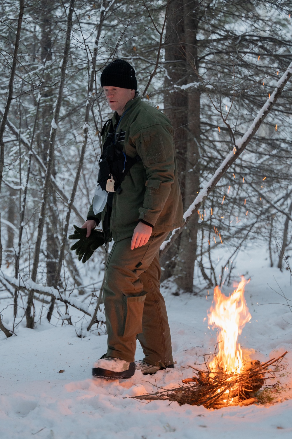 Colonel Townsend attends Arctic Survival School