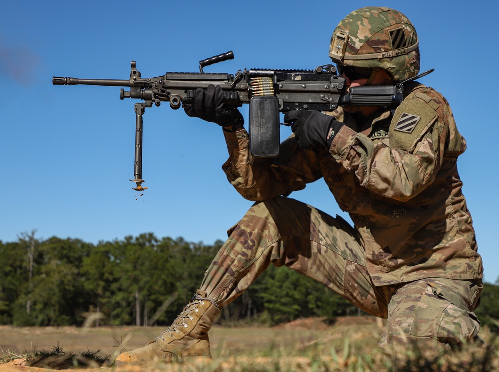 3rd Sustainment Brigade Breaks Out the Big Guns During a Range