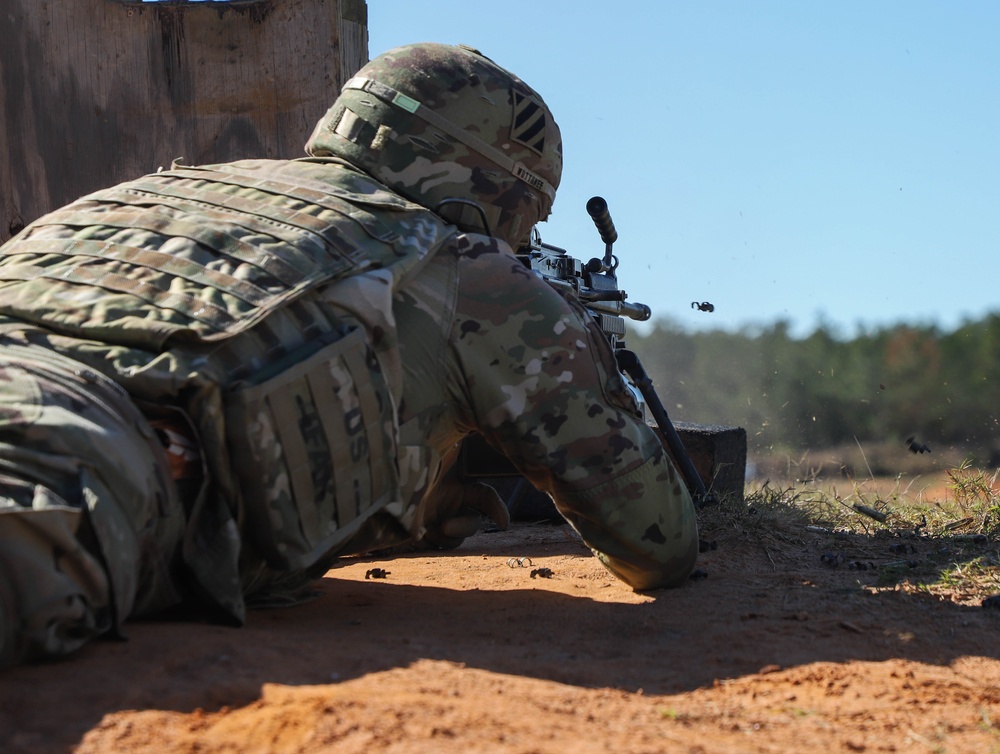 3rd Sustainment Brigade Breaks Out the Big Guns During a Range