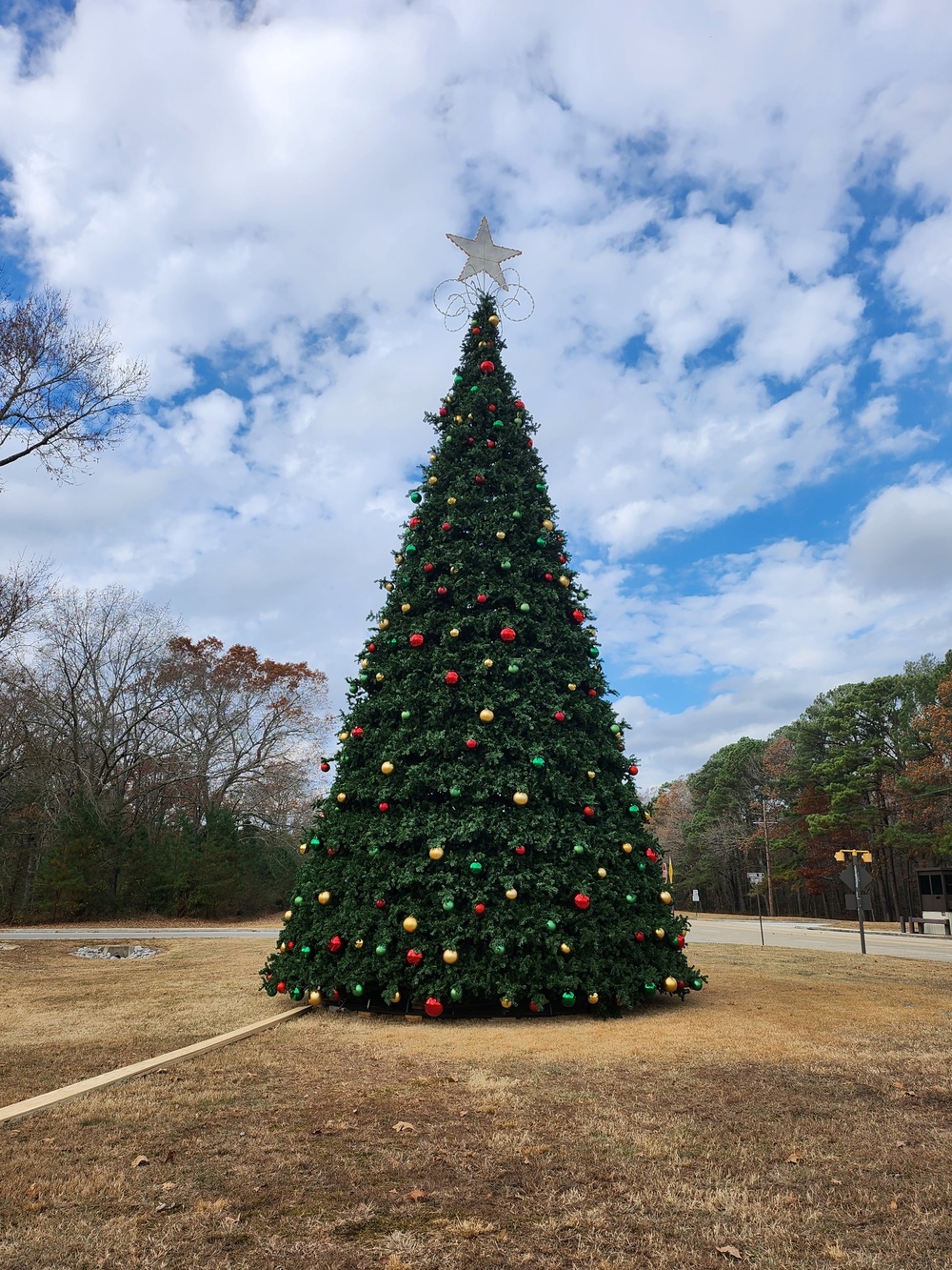 Arnold AFB Christmas tree lighting set for Dec. 4