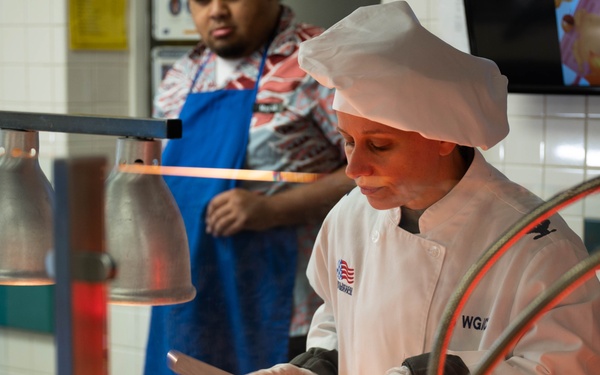 15th Wing celebrates Thanksgiving