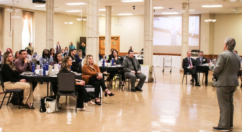 AMC leader visits Rock Island Arsenal, provides leadership advice
