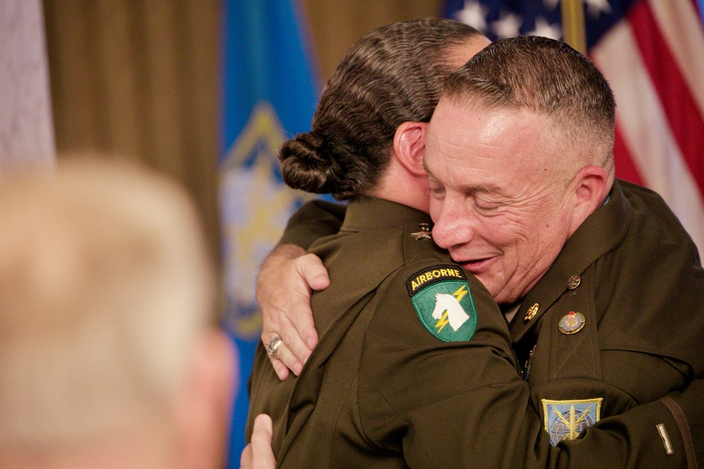 MIRC Command Sergeant Major retires in ceremony held at Fort Belvoir