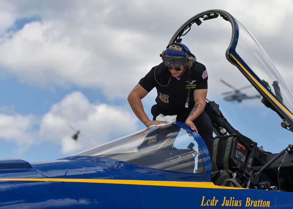 Navy Flight Demonstration Squadron Performs in Beaufort, SC.