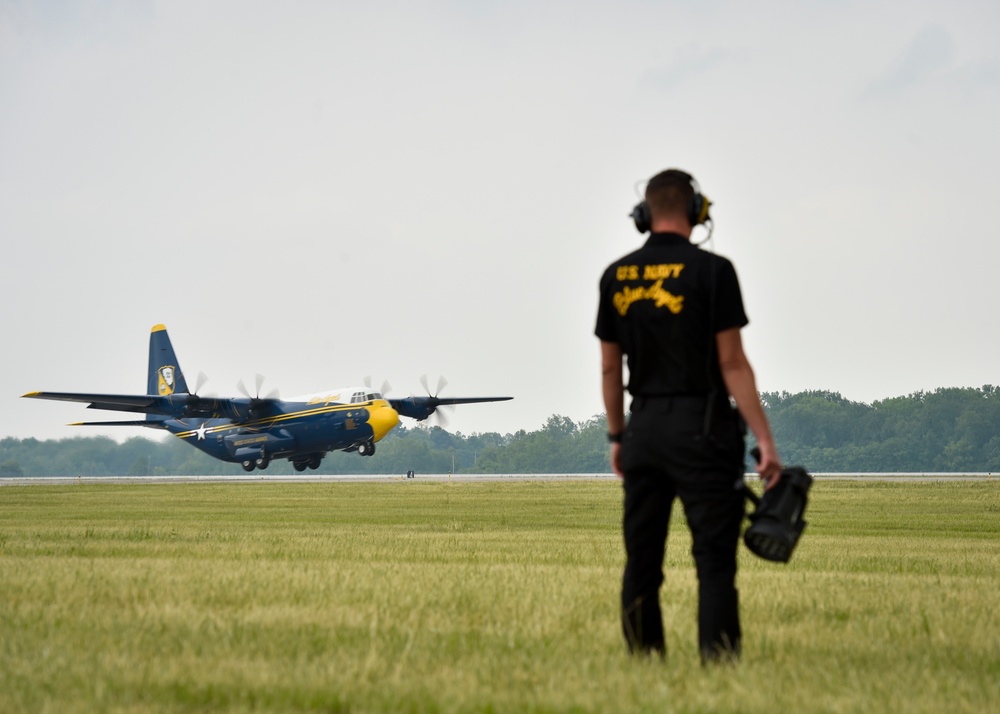 Navy Flight Demonstration Squadron Performs in Columbus, OH.