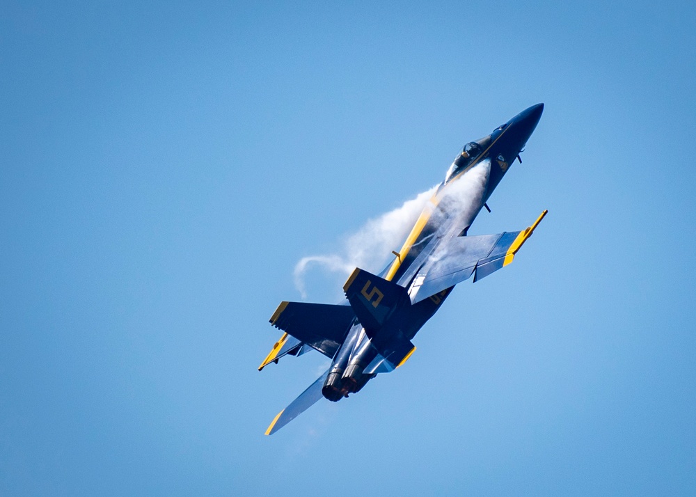 Navy Flight Demonstration Squadron Performs in Toronto, Canada