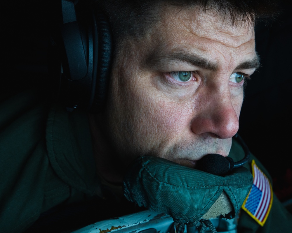 63rd ARS refuels C-17 over Southeastern United States