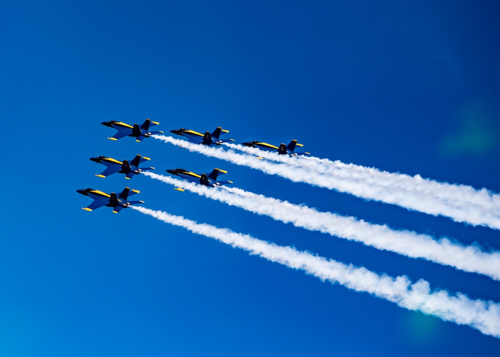 Blue Angels Perform at the Yellowstone International Air Show.