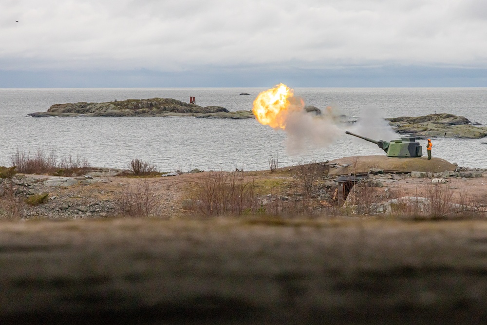 U.S. Marines From 2nd ANGLICO and the Coastal Brigade, Finnish Navy Conduct Series Fires Using 130mm 53 TK Cannon