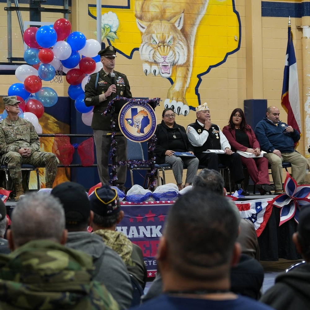 1ABCT 1AD Commander delivers remarks