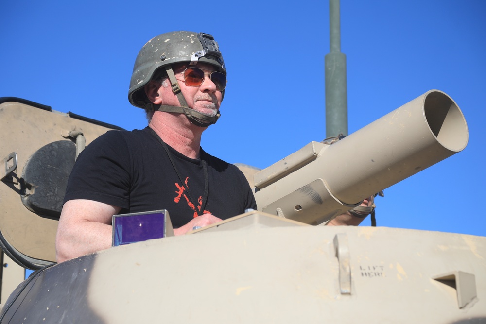 Distinguished guests visit Fort Irwin NTC