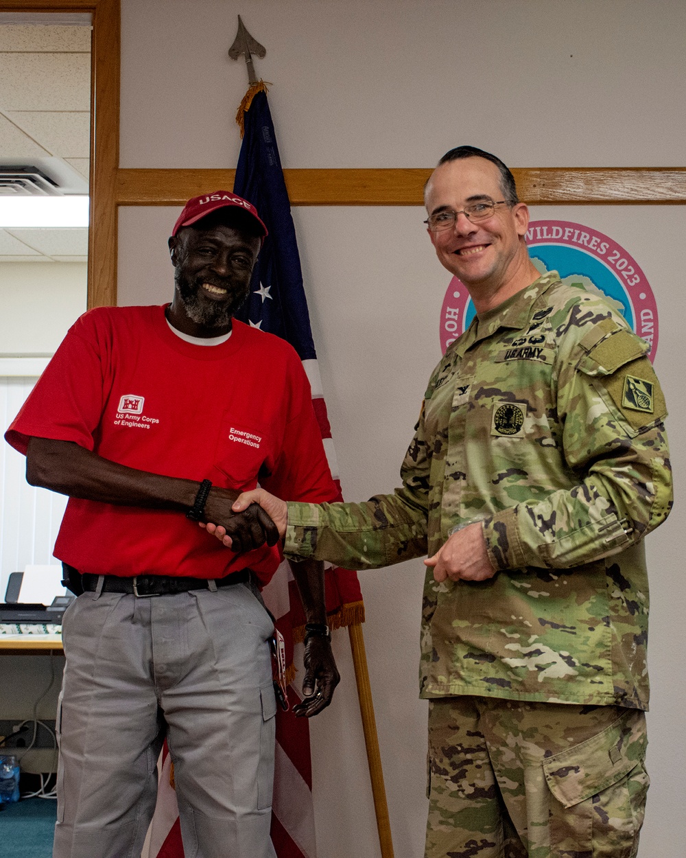 USACE Command Chaplain visits Hawaii wildfire first responders