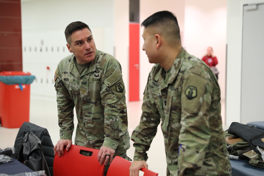 Reserve Unit Presents Career Opportunities to KHS Students