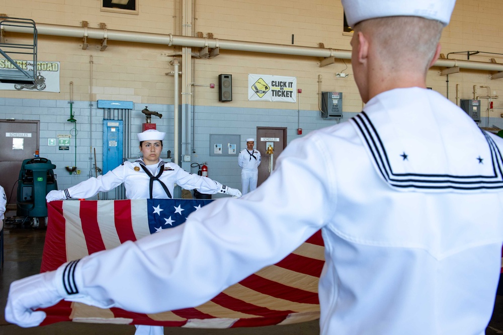 Pacific Missile Range Facility Hosts a Retirement Ceremony for MA1 William Topping.