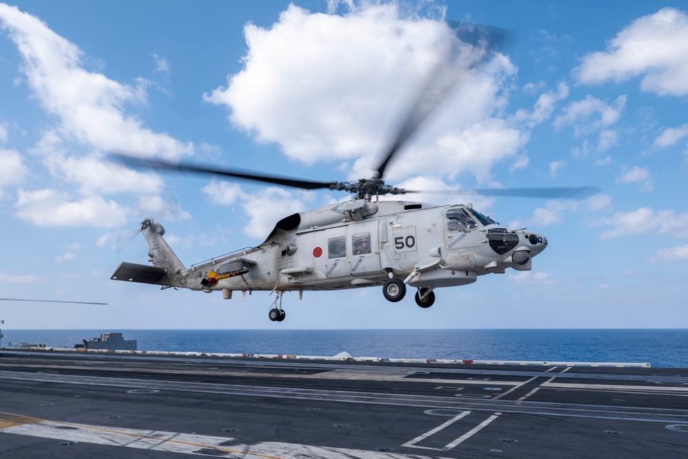 USS Carl Vinson (CVN 70) Sailors Conduct Helicopter Flight Operations in the Philippine Sea