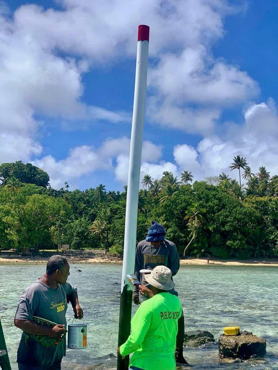 Ngaraard State public works crew revitalizes shoreside channel markers